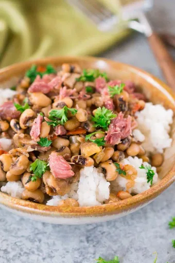 Instant Pot Hoppin' John (Black-Eyed Peas and Rice)