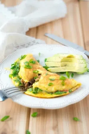 Tortilla de kale y salchicha