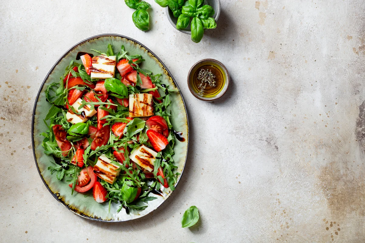 Arugula-Strawberry Salad with Grilled Halloumi