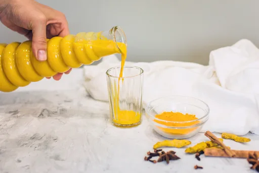 Banana Turmeric Smoothie