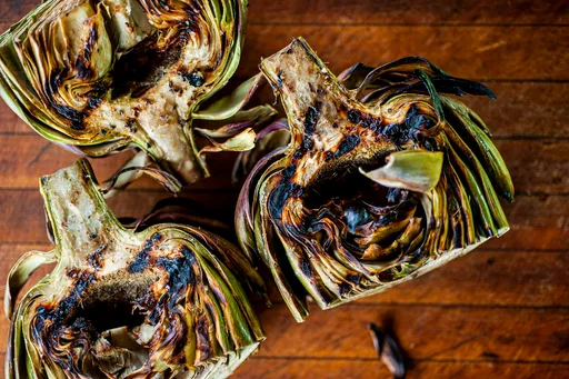 Alcachofas a la parrilla al estilo griego