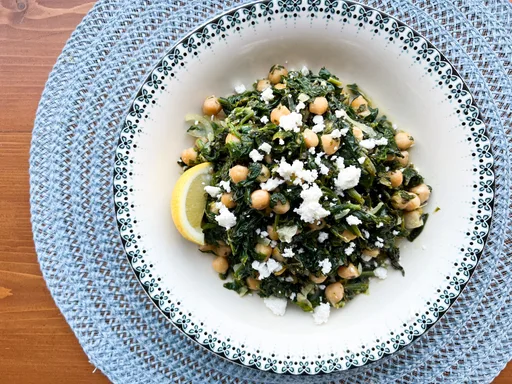 Garbanzos y espinacas rápidos al limón