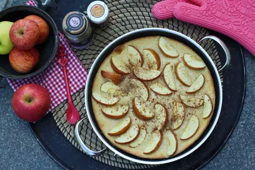 Apfelpfannkuchen aus dem Ofen / Pfanne