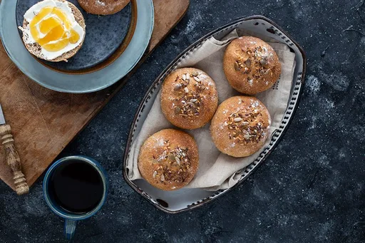 Emmermehl Brötchen Rezept mit Buttermilch