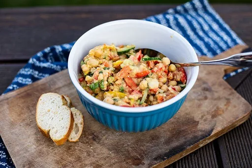 Orientalischer Kichererbsen Salat vegan