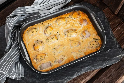Schweinemedaillons im Speckmantel mit Sahne Sauce