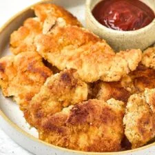 Crispy Almond Flour Fried Chicken (Gluten-Free, Dairy-Free)