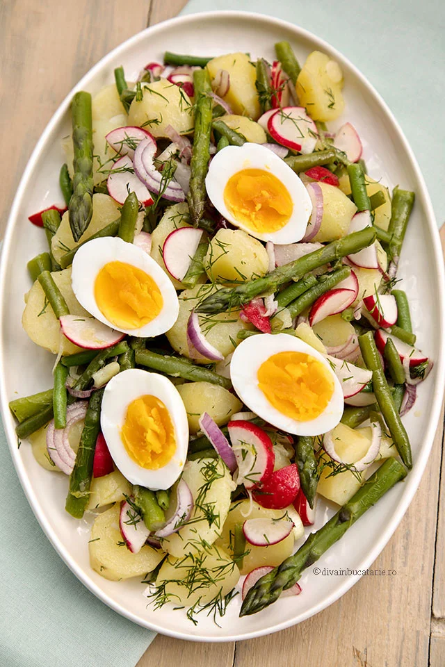 Potato salad with green beans