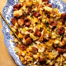 Repollo Frito Sureño con Salchicha