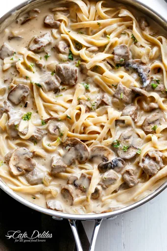 Stroganoff cremoso de ternera y setas