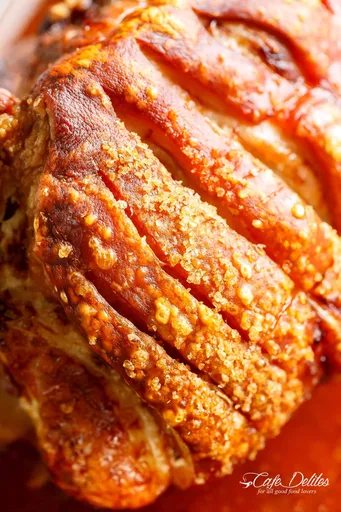 Asado de cerdo con corteza crujiente