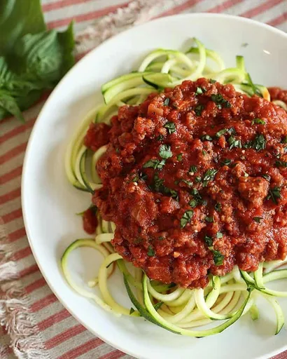 Zucchini Noodles with Simple Bolognese Sauce