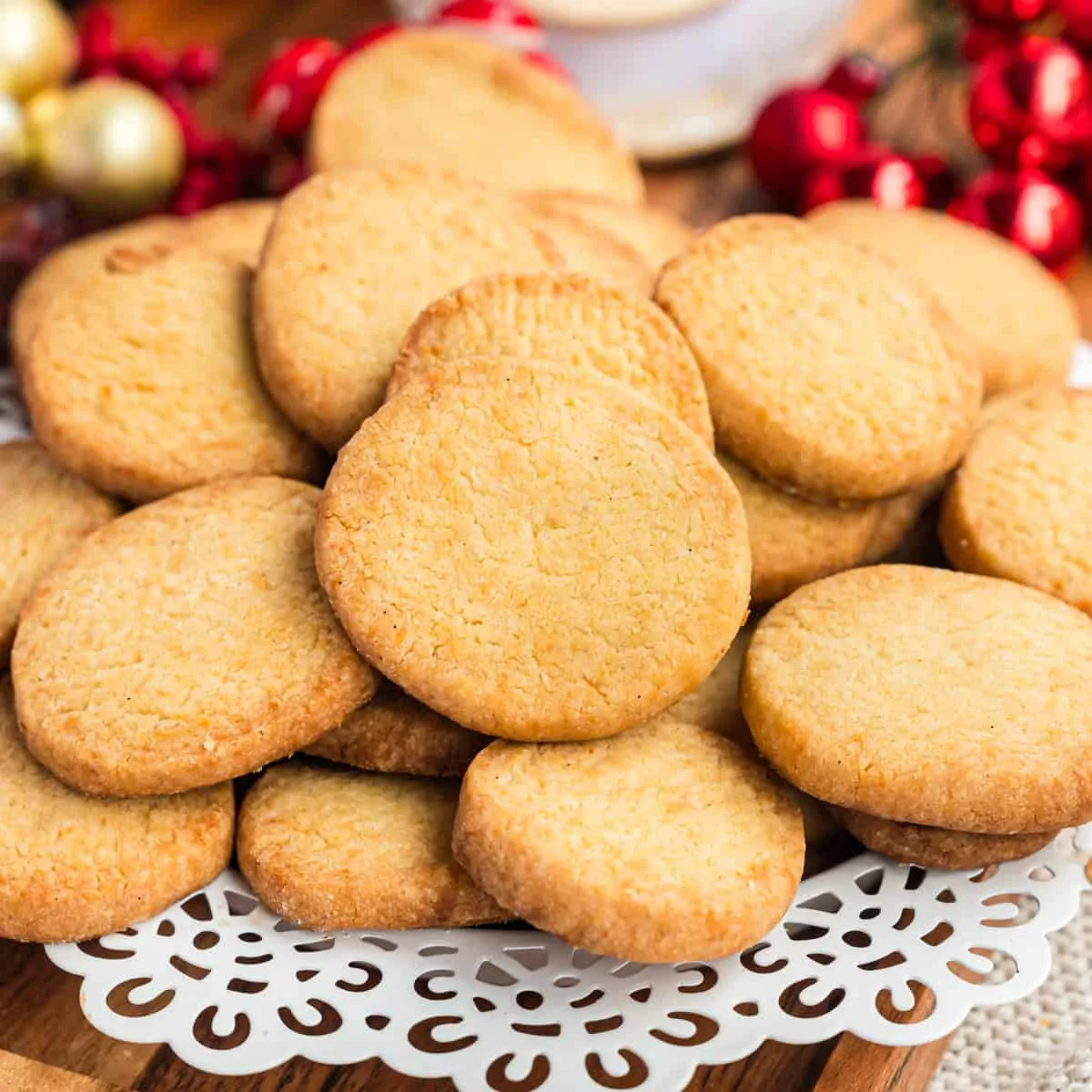 Einfache vegane Marzipan Plätzchen