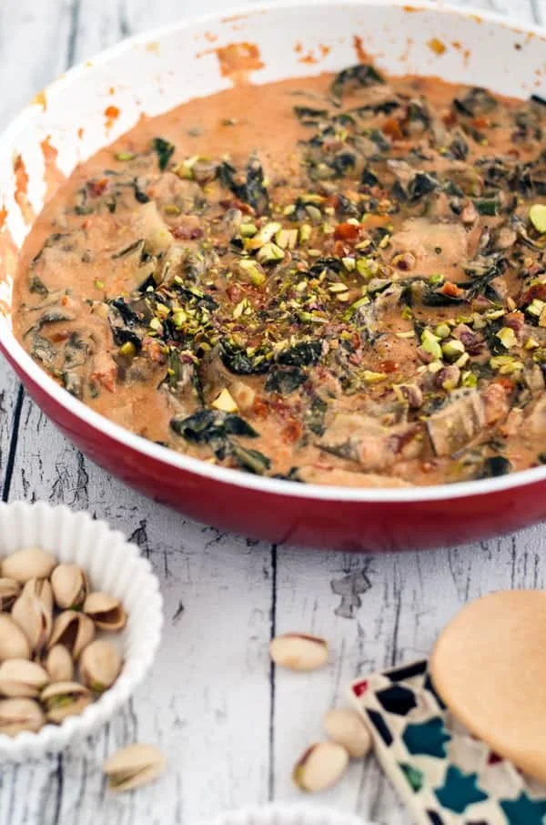 Mangold-Ricottasauce mit Pistazien