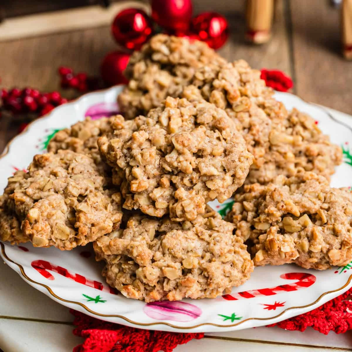 Haferflocken Plätzchen mit Mandeln – Knusprig und vegan für die Weihnachtszeit