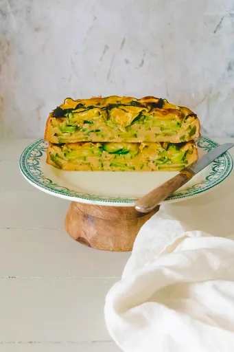 Pastel invisible de calabacín y parmesano