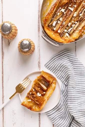 Tarte tatin de poireaux et féta
