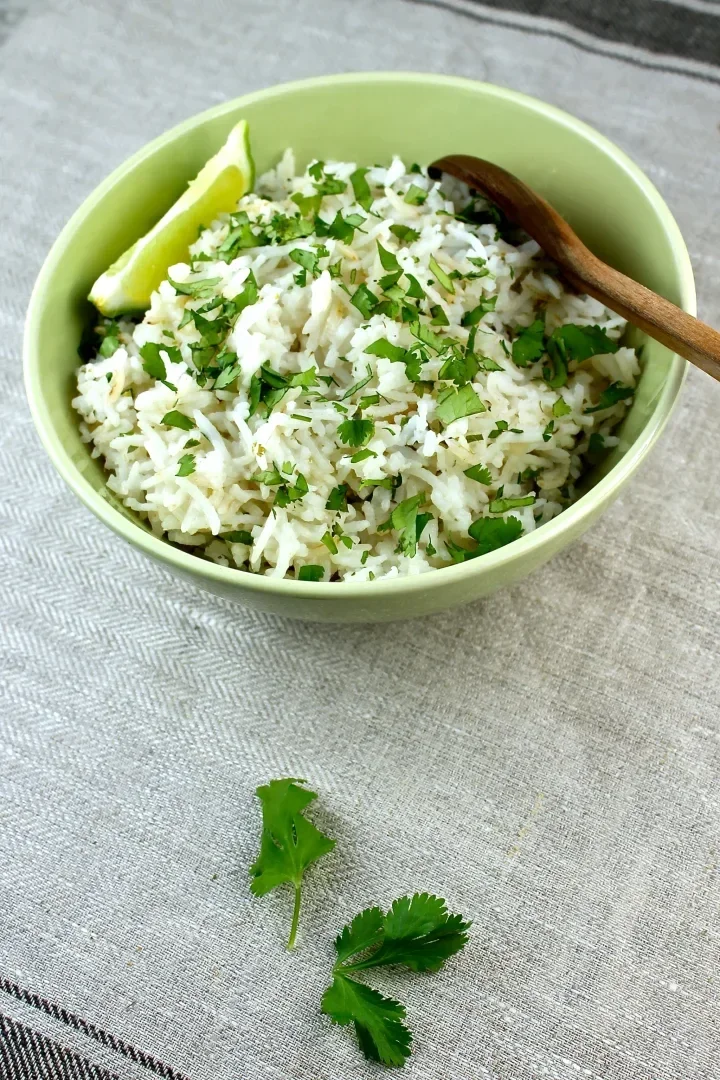 Arroz con cilantro y limón