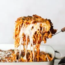 Easy & Cheesy Baked Spaghetti