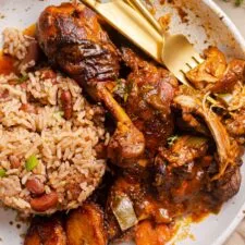 El mejor pollo guisado marrón jamaicano