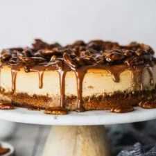 Dreamy Caramel Pecan Cheesecake
