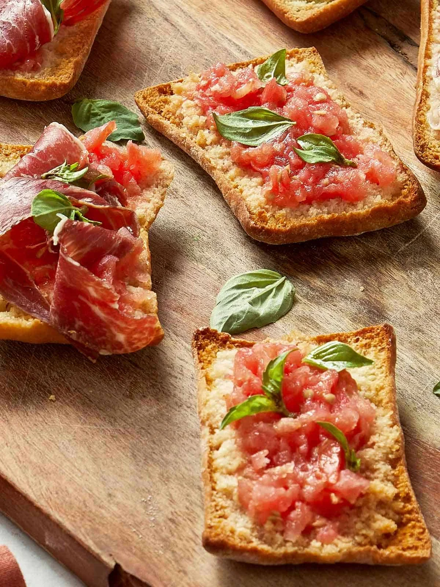 Tomato Bread – Spanish Pan Coca Recipe