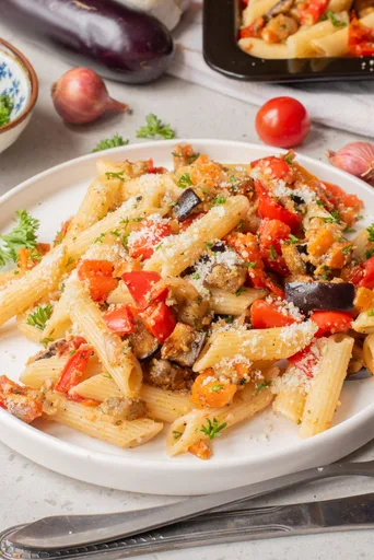 Sheet Pan Mediterranean Vegetable Pasta