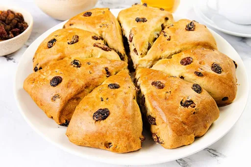 Raisin Scones
