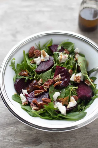 Ensalada de remolacha y rúcula