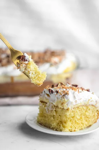 Pineapple Pudding Cake