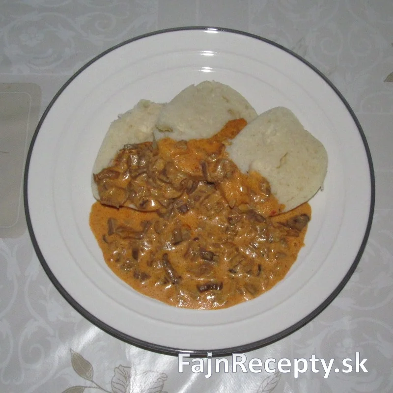 Oyster mushroom paprikash