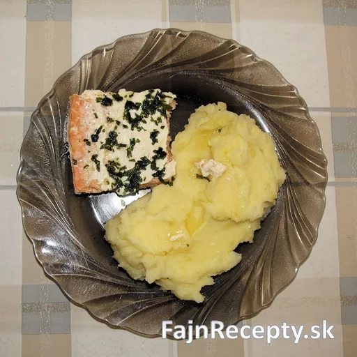 Salmón al horno con mantequilla