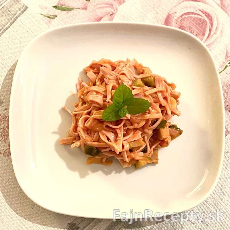 Mild salami salad