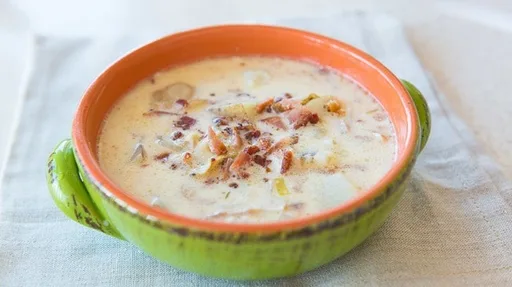 Sopa de almejas al estilo Nueva Inglaterra