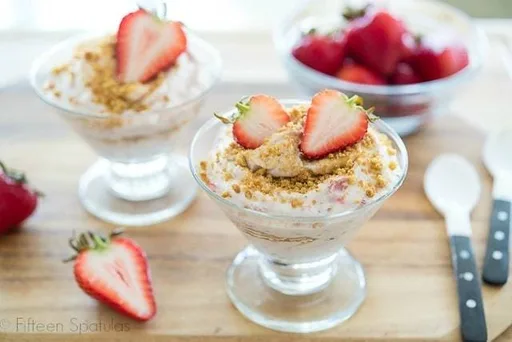 Strawberry fool