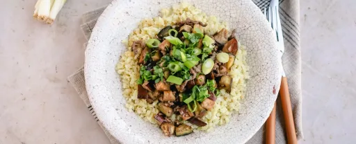 Arroz con carne picada y berenjena