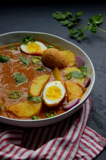 Anday Aaloo ka Salan