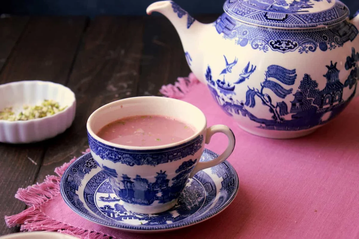 Kashmiri Chai