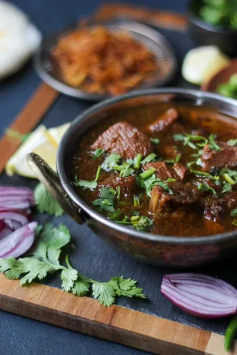 Kalya/Murghi ka Salan or Pakistani Chicken Curry