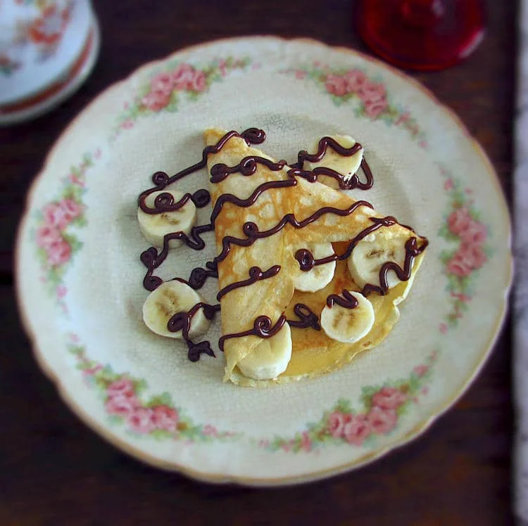 Crepes with banana and chocolate
