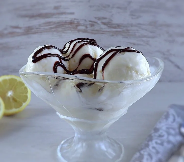 Lemon ice cream