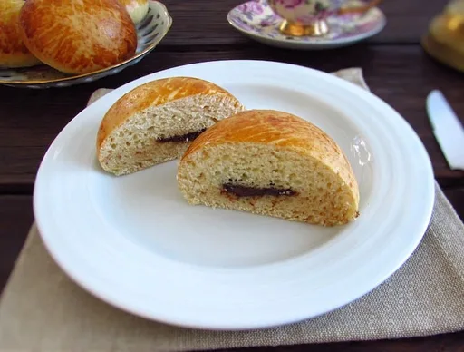 Milk bread filled with chocolate
