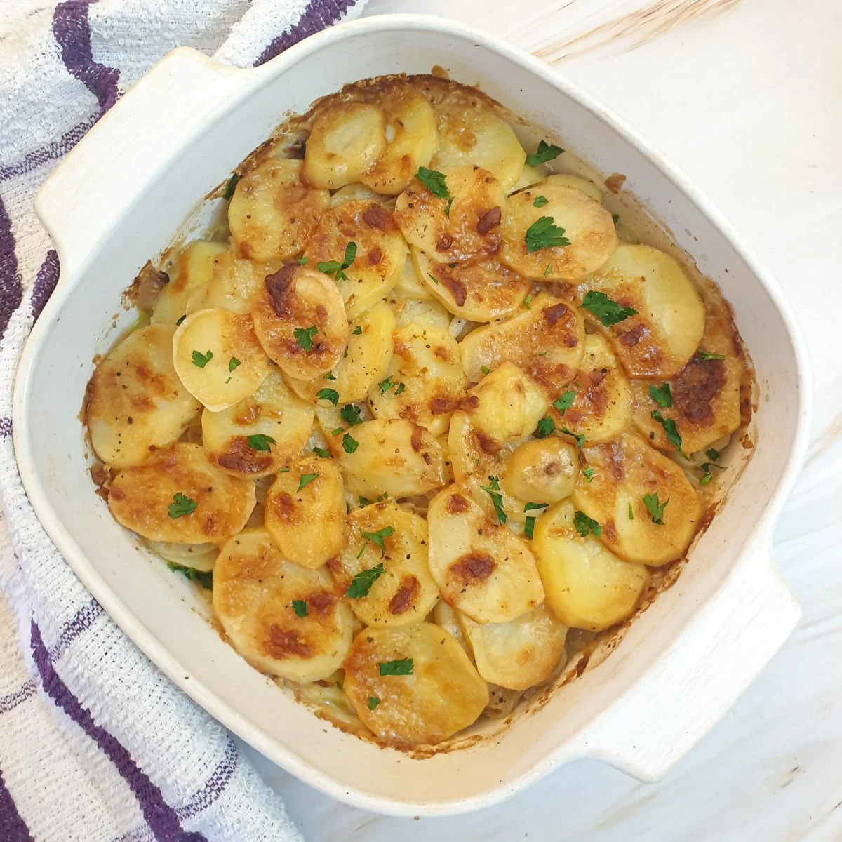 Boulangere potatoes