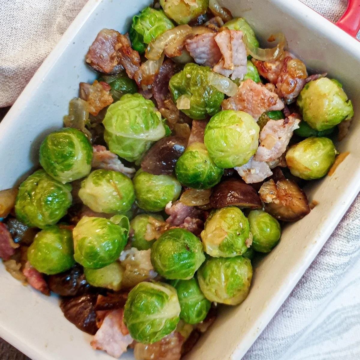 Brussels sprouts with chestnuts and bacon