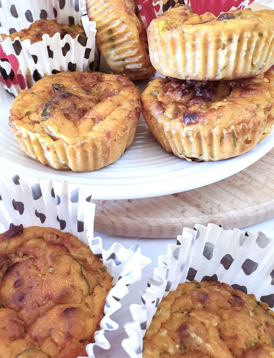Courgette and tomato puffs