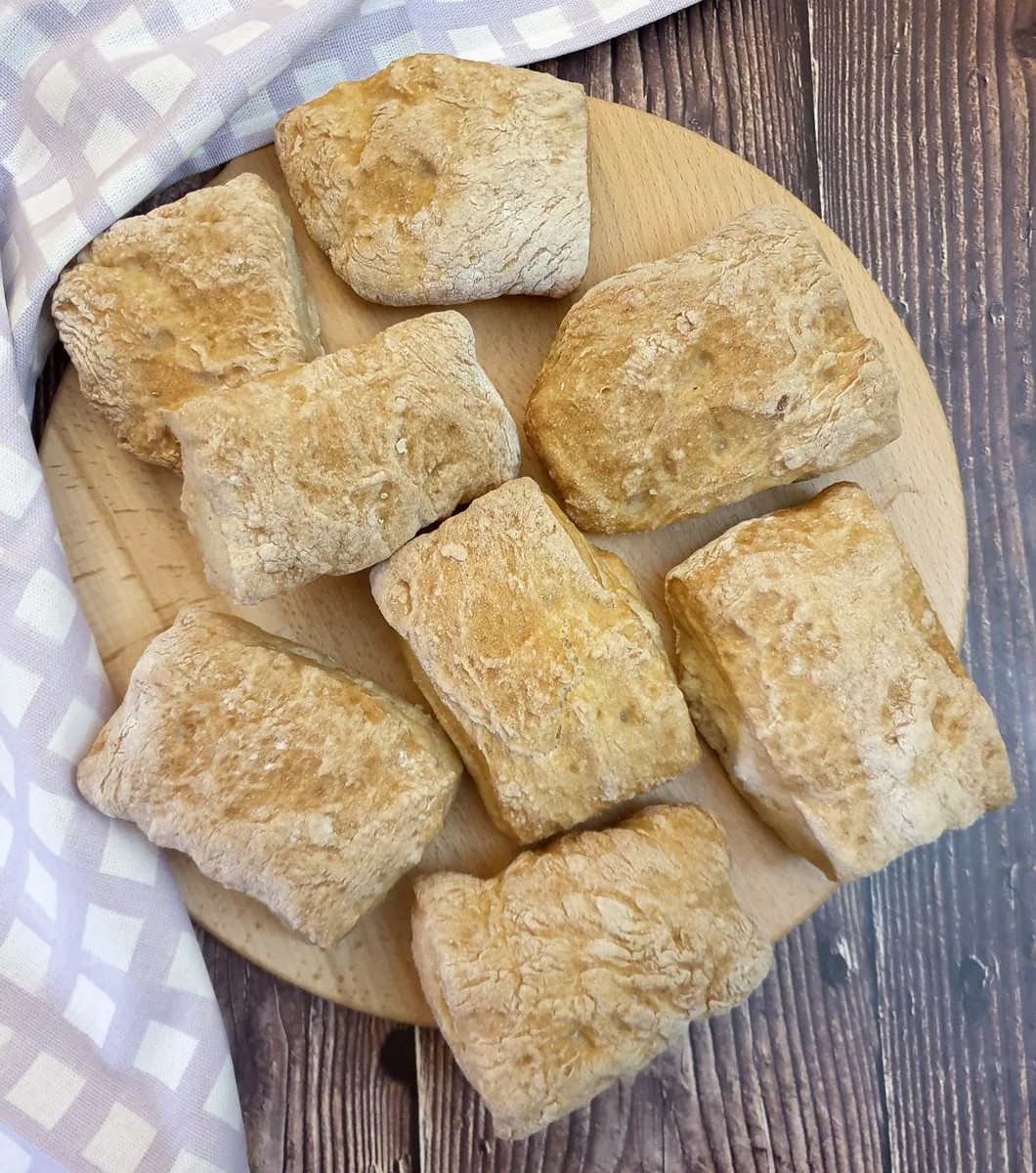 Easy ciabatta bread rolls