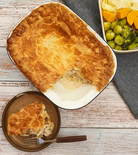 Granny's chicken pie with mushrooms