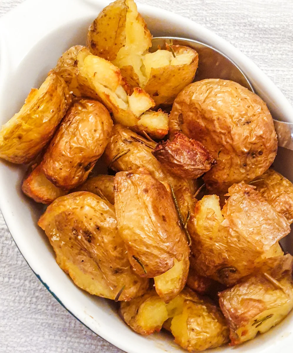 Crispy smashed potatoes with rosemary