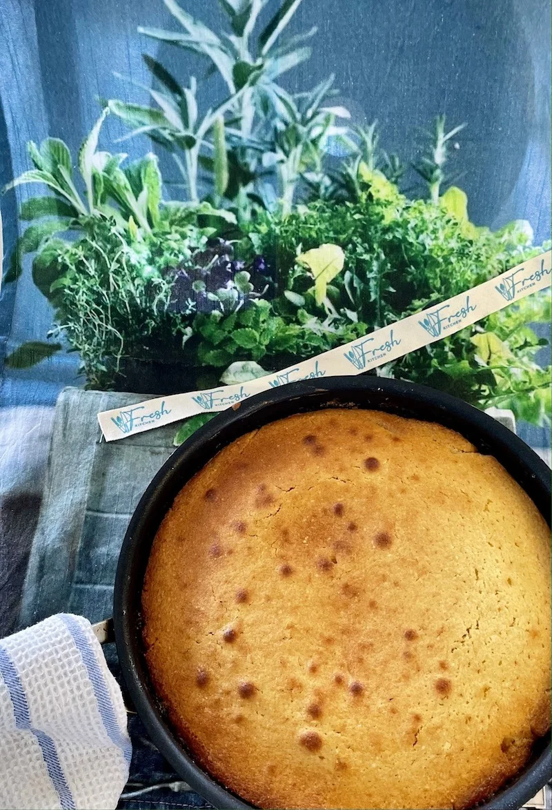 Pears-In-A-Pan Cake