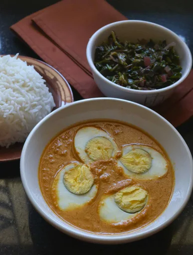 Receta de curry de huevos al estilo Bihari